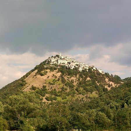 Albergo Diffuso Crispolti Labro Quarto foto